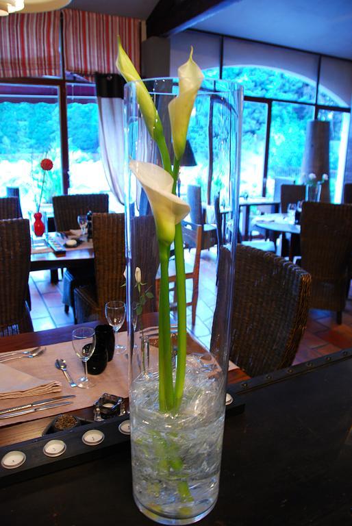 Hotel Les Mazets Des Roches Tarascon Ngoại thất bức ảnh
