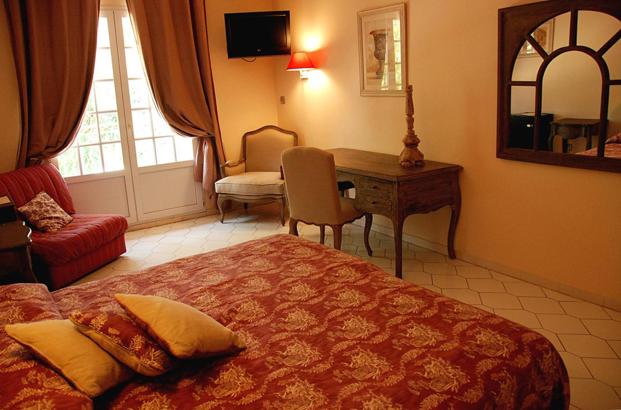 Hotel Les Mazets Des Roches Tarascon Phòng bức ảnh