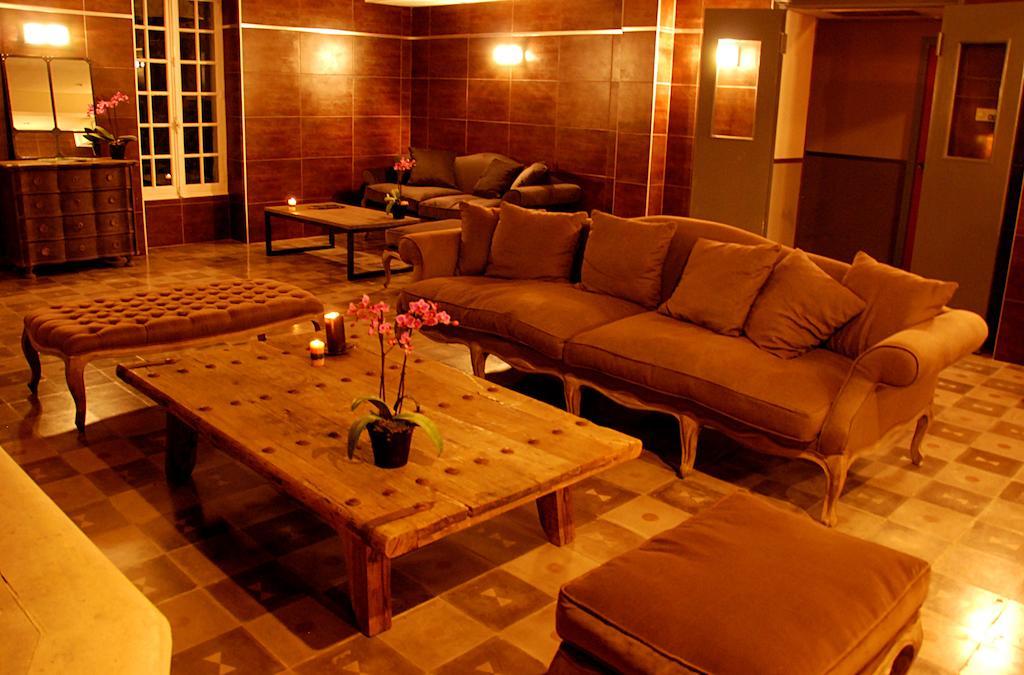 Hotel Les Mazets Des Roches Tarascon Ngoại thất bức ảnh