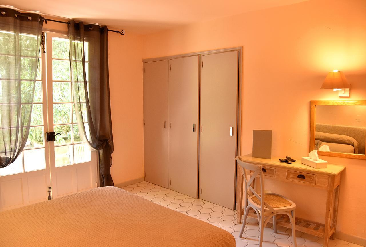 Hotel Les Mazets Des Roches Tarascon Ngoại thất bức ảnh