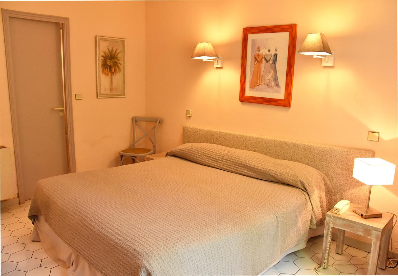 Hotel Les Mazets Des Roches Tarascon Ngoại thất bức ảnh