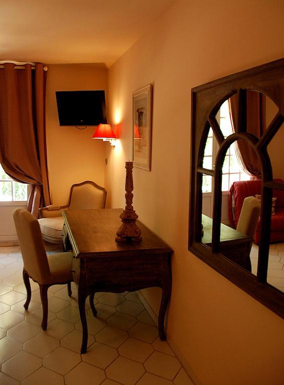 Hotel Les Mazets Des Roches Tarascon Ngoại thất bức ảnh